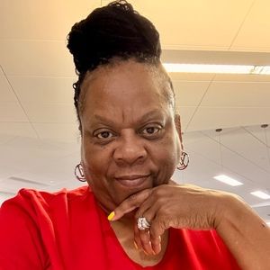 Meet your Posher, Shelia